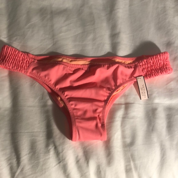 New Victoria’s Secret cheeky bikini bottoms coral